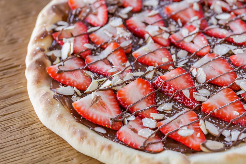 The Dessert Pizza You Didn&rsquo;t Know You Needed in Your Life