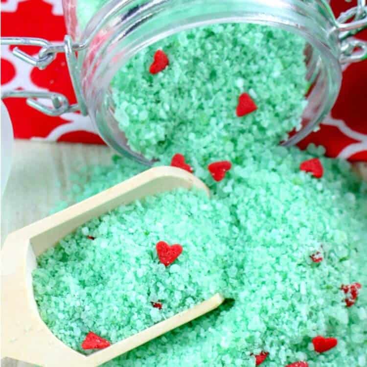 Easy Grinch Bath Salts